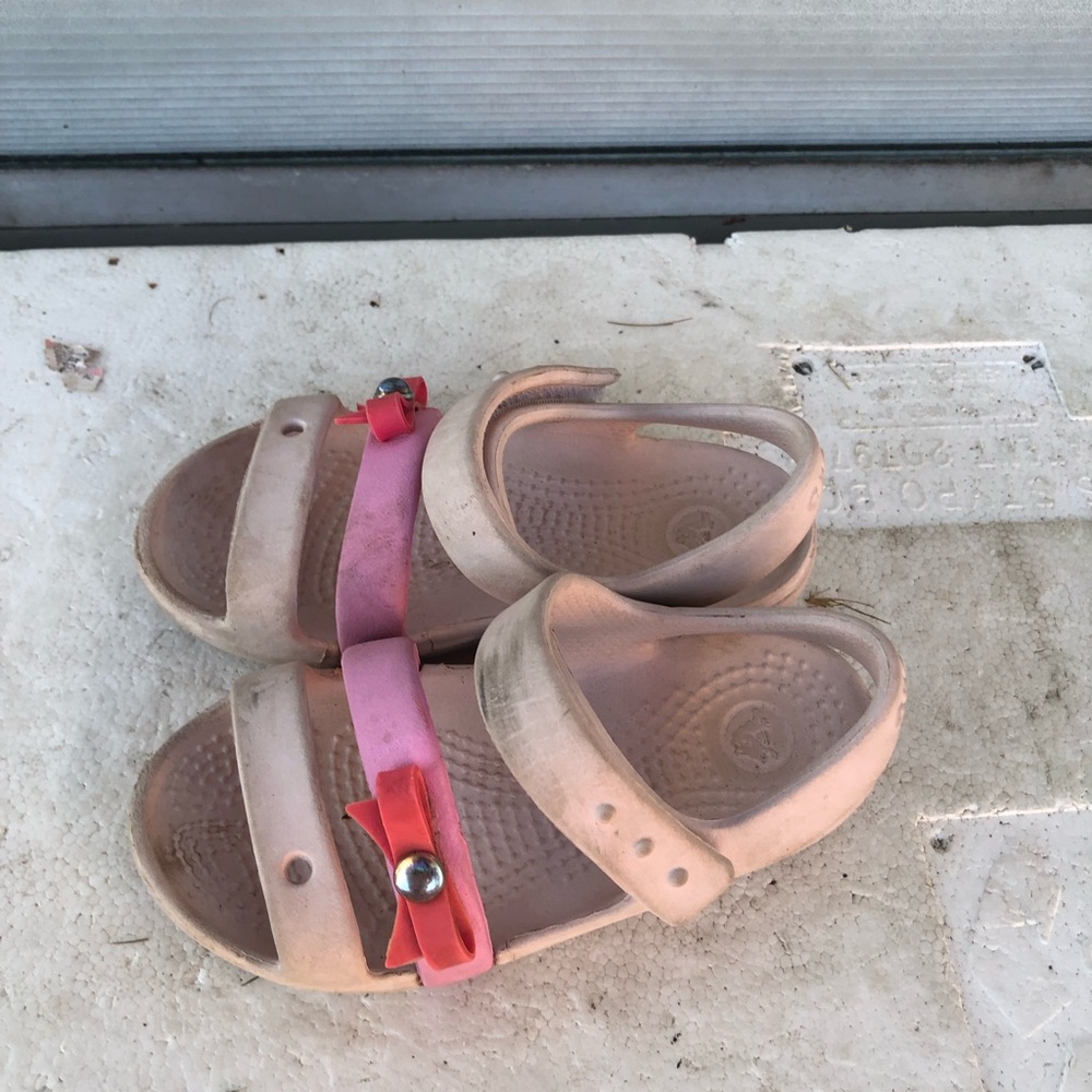 Crocs Kids Baby Girls Pink and Cream Sandals Size 9C